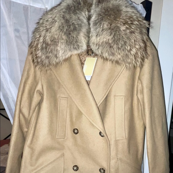 Micheal Kors Fur trimmed wool melton coat - Picture 3 of 5
